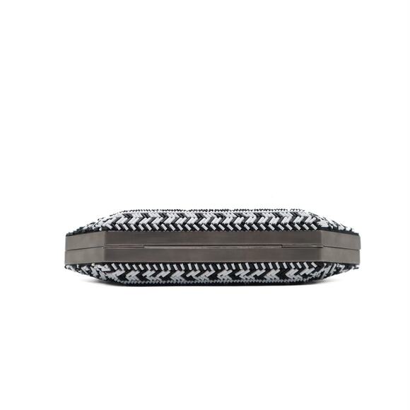 Oscar De La Renta Beaded Trapezoid Chained Clutch Bag - Picture 5 of 10